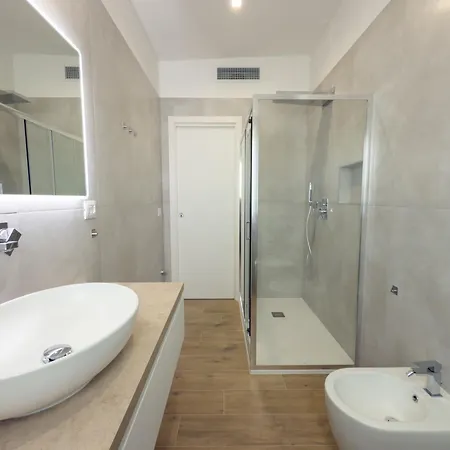 Twinsandbi A タラント